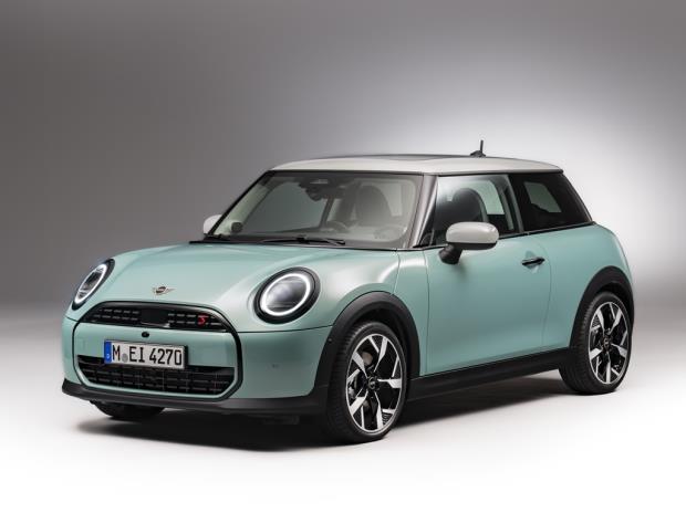 MINI Hatchback COOPER S ESSENTIAL TRIM - Option level XS