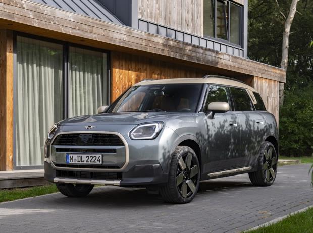 MINI Countryman C CLASSIC TRIM - Option level M Plus