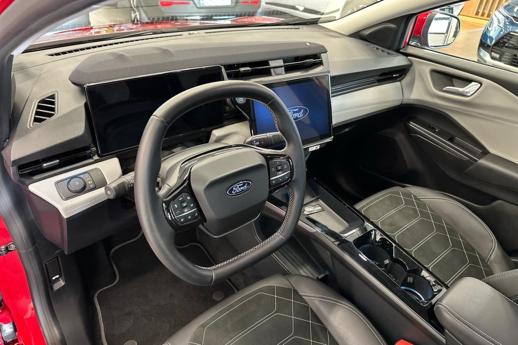 FORD Puma Gen-E 2025