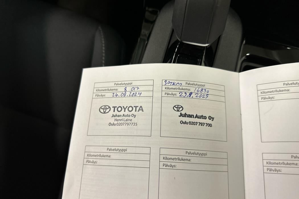 TOYOTA Prius Plug-in 2023