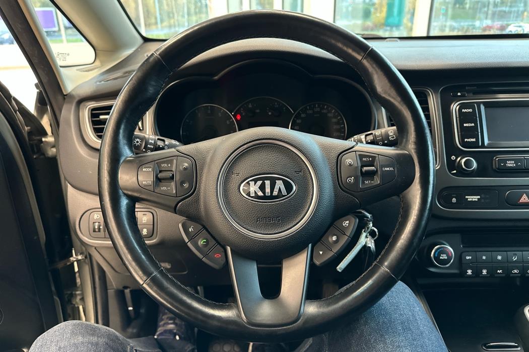 KIA Carens 2015