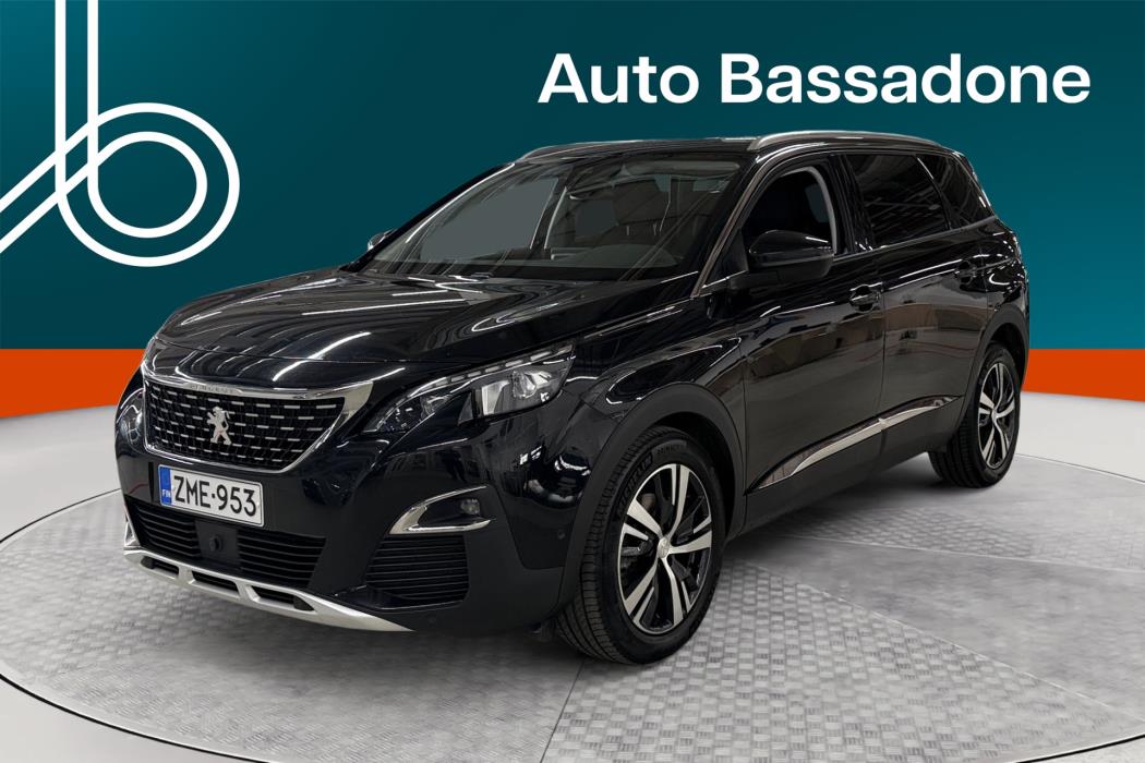 PEUGEOT 5008 2018