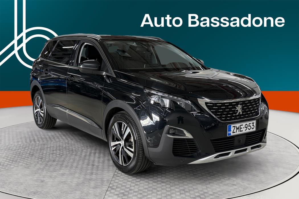 PEUGEOT 5008 2018