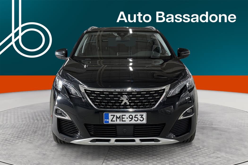 PEUGEOT 5008 2018