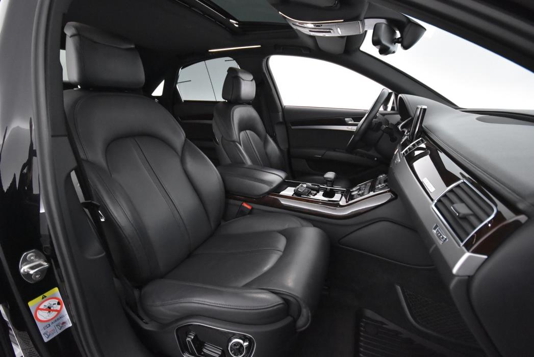 AUDI A8 2014