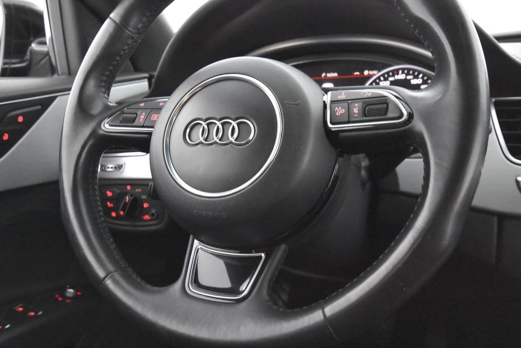 AUDI A8 2014