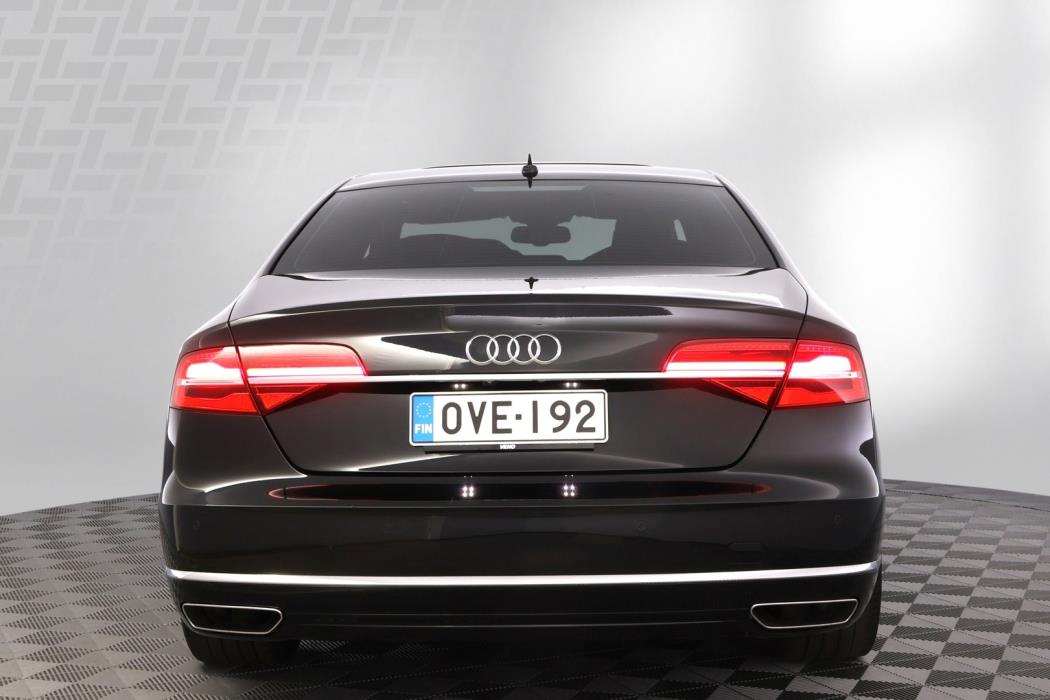 AUDI A8 2014
