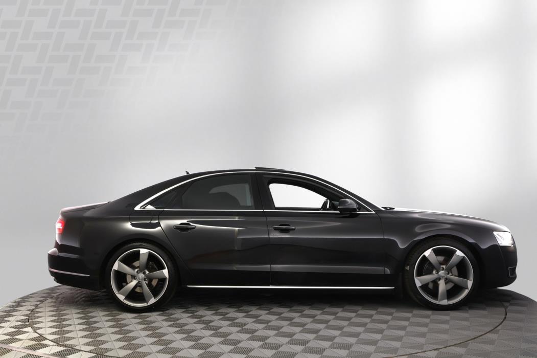 AUDI A8 2014