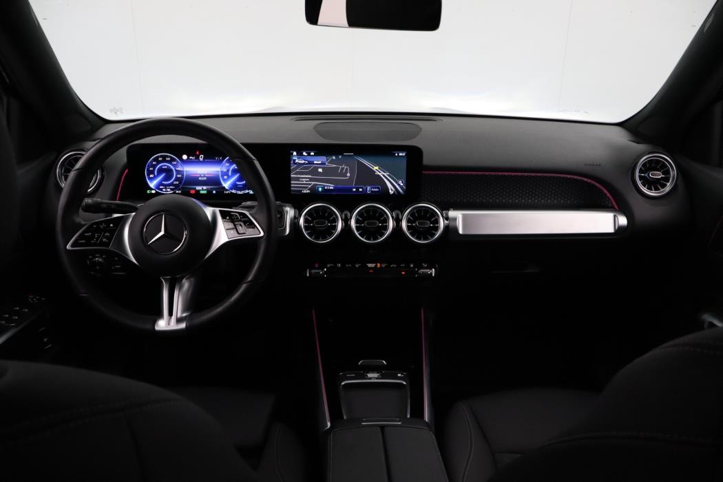 Mercedes-Benz EQB 2024