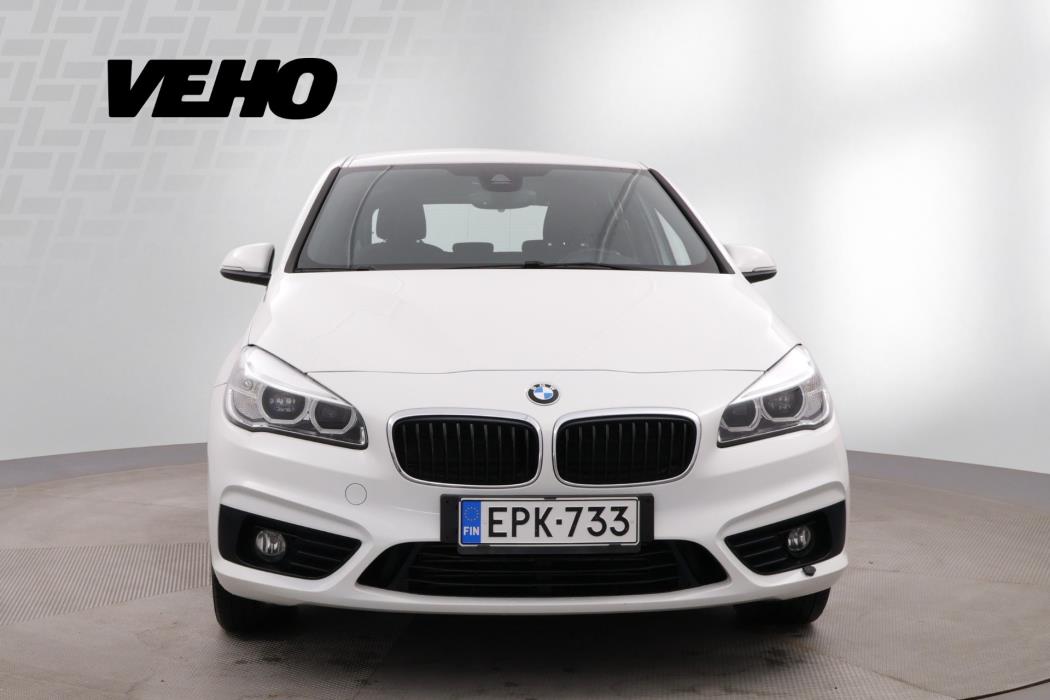BMW 218 2018
