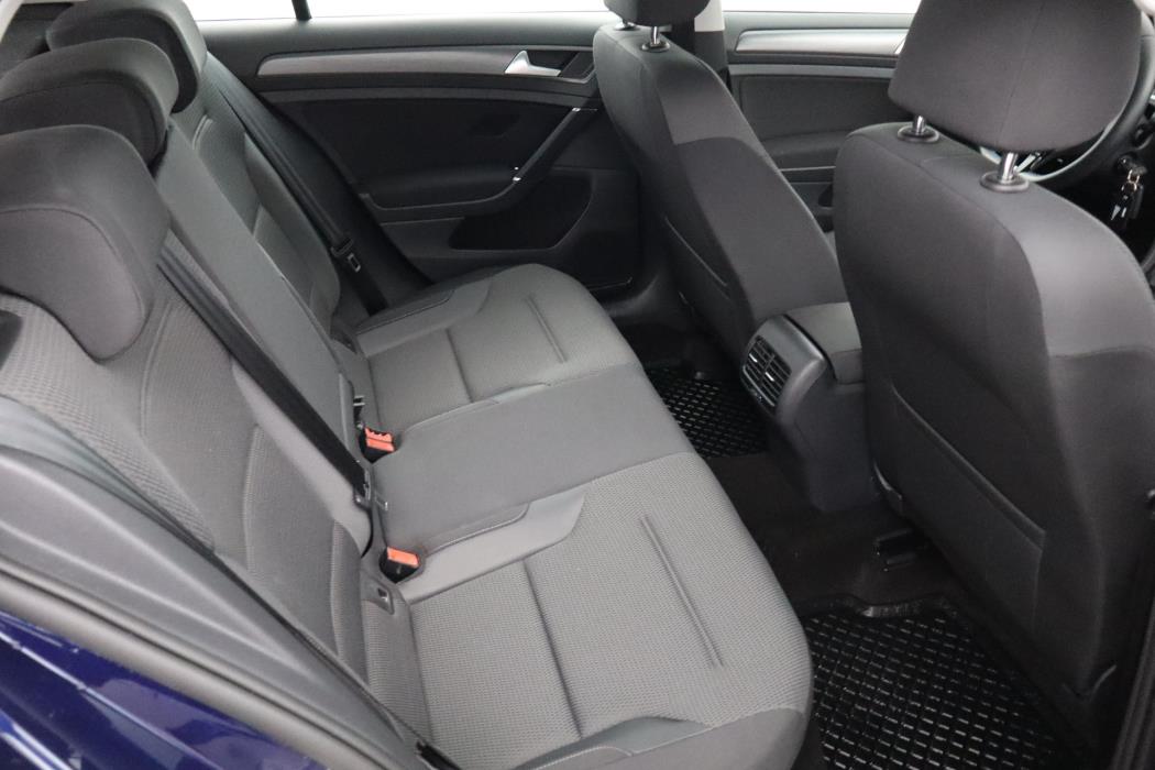 Volkswagen Golf 2020