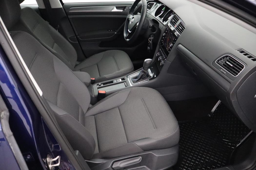 Volkswagen Golf 2020