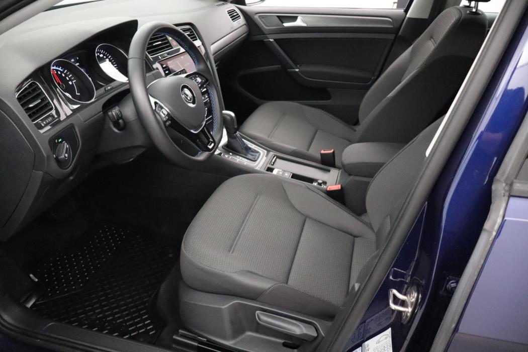 Volkswagen Golf 2020