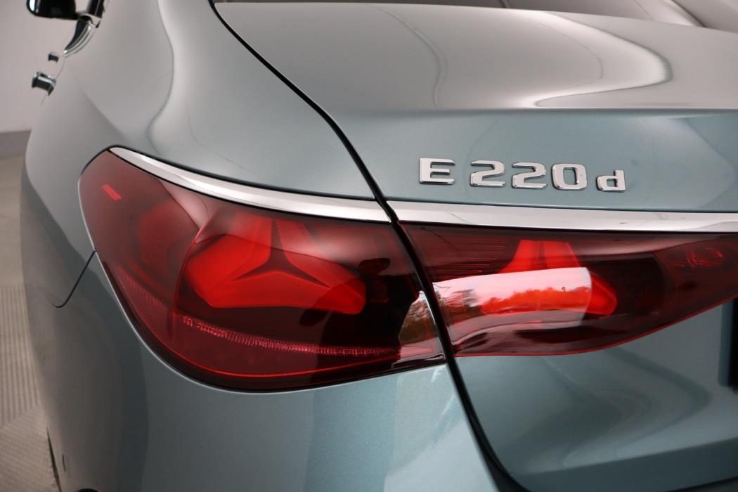 Mercedes-Benz E 2024