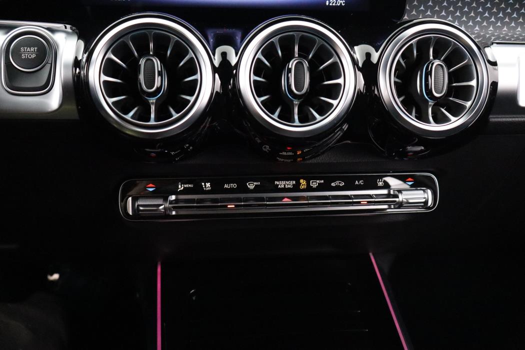 Mercedes-Benz EQB 2024
