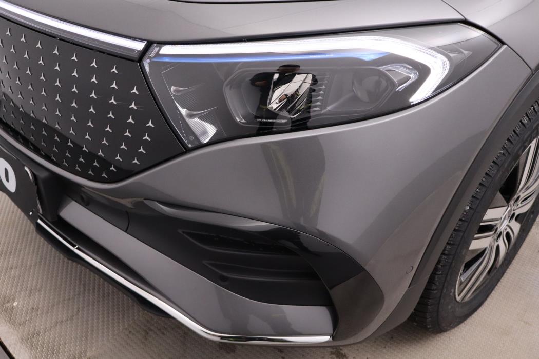 Mercedes-Benz EQB 2024