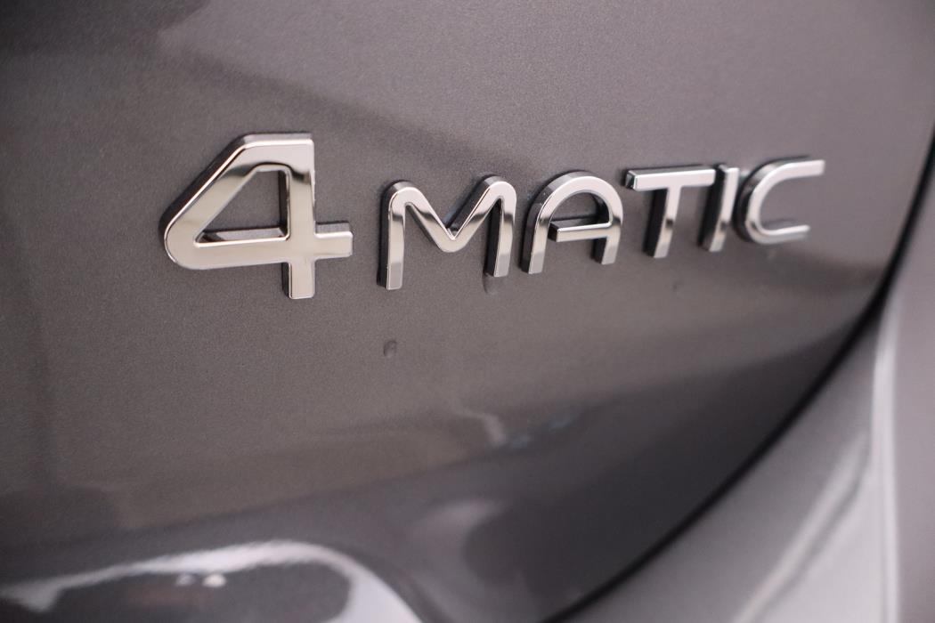 Mercedes-Benz EQB 2024