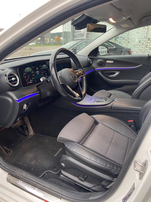 MERCEDES-BENZ E 2022