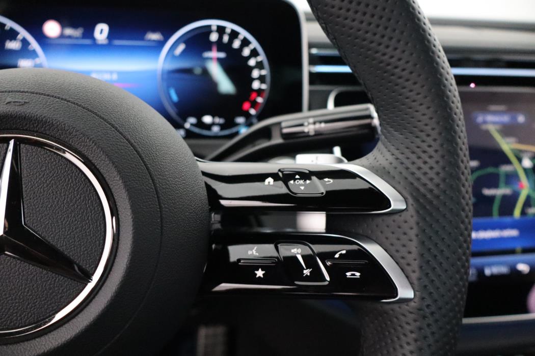 MERCEDES-BENZ E 2024