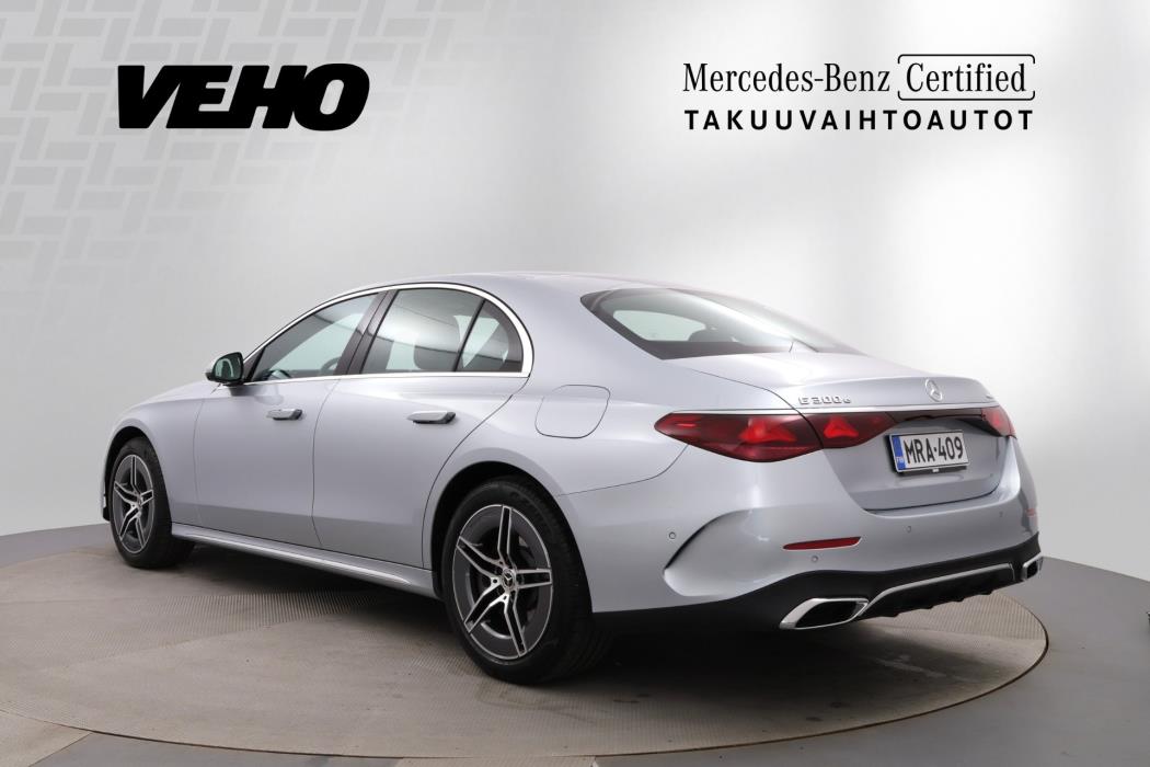 MERCEDES-BENZ E 2024