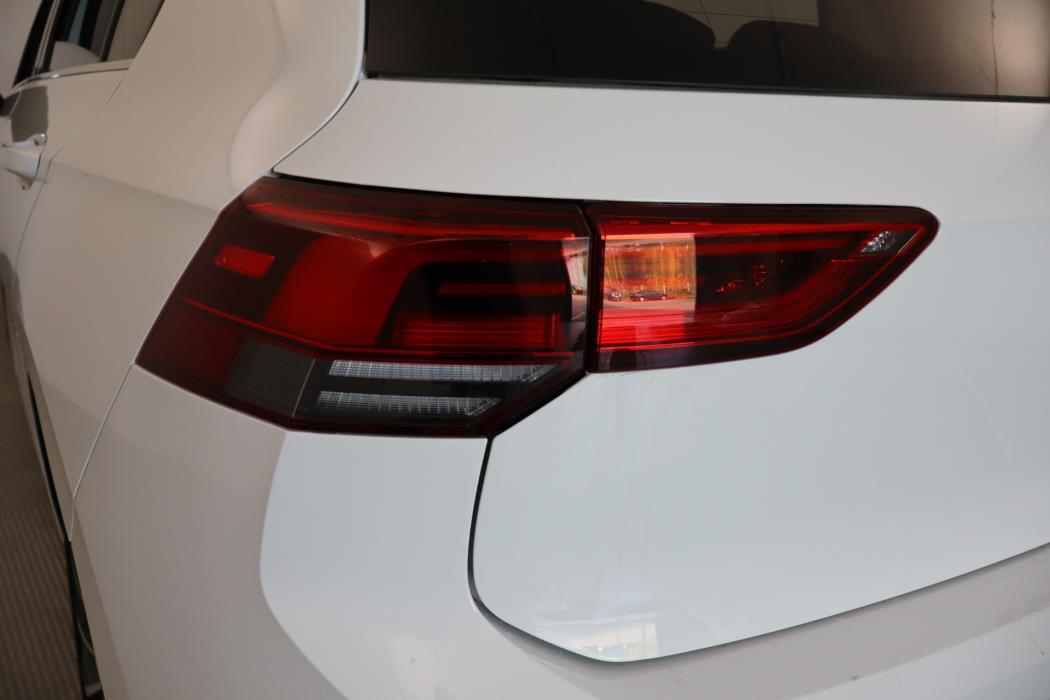 Volkswagen Golf 2021