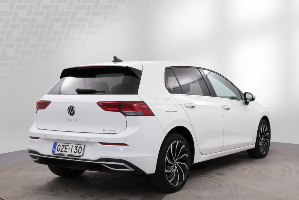 Volkswagen Golf 2021