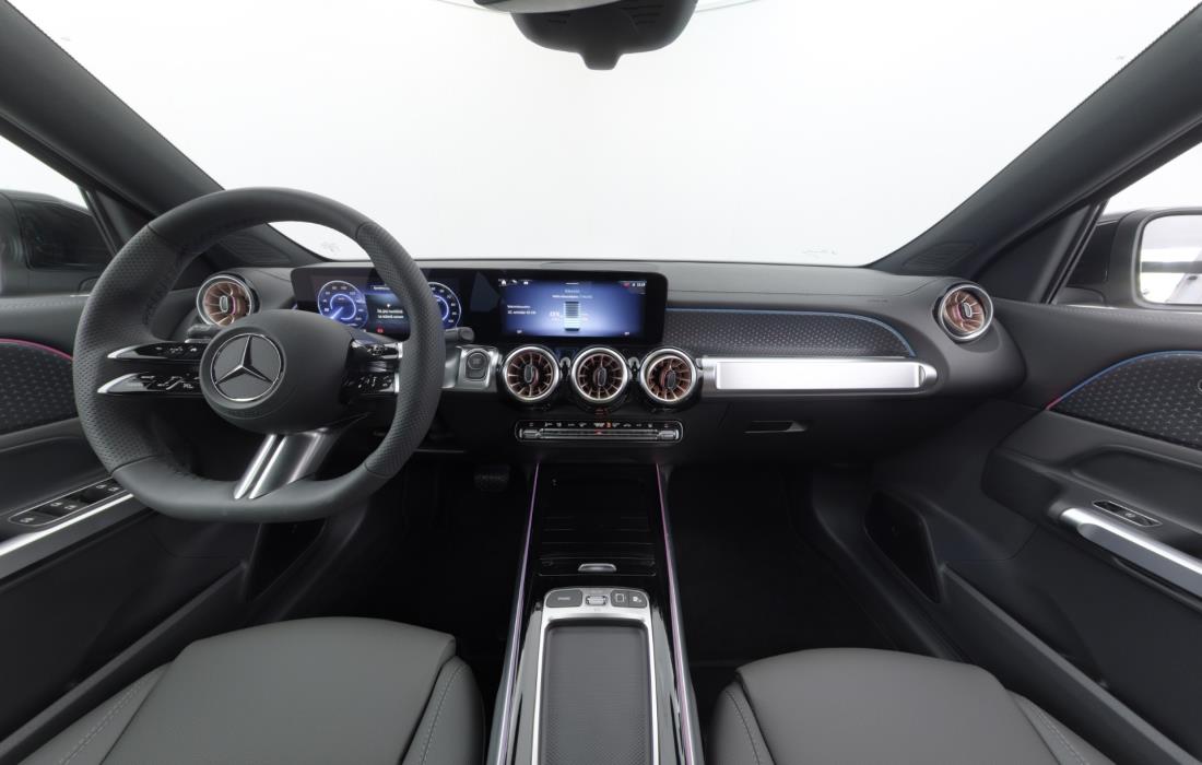 Mercedes-Benz EQB 2025