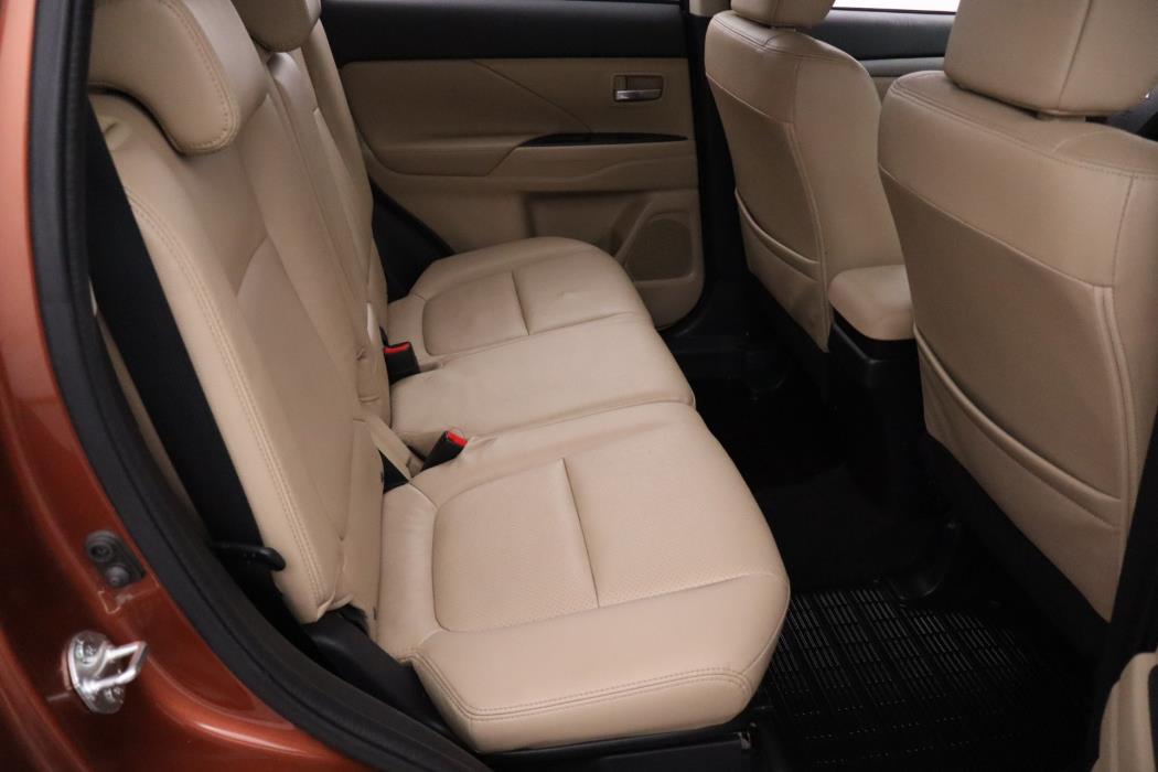 Mitsubishi Outlander 2013