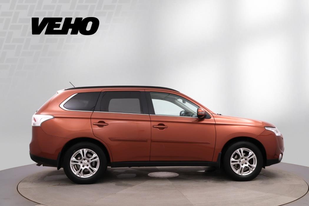 Mitsubishi Outlander 2013