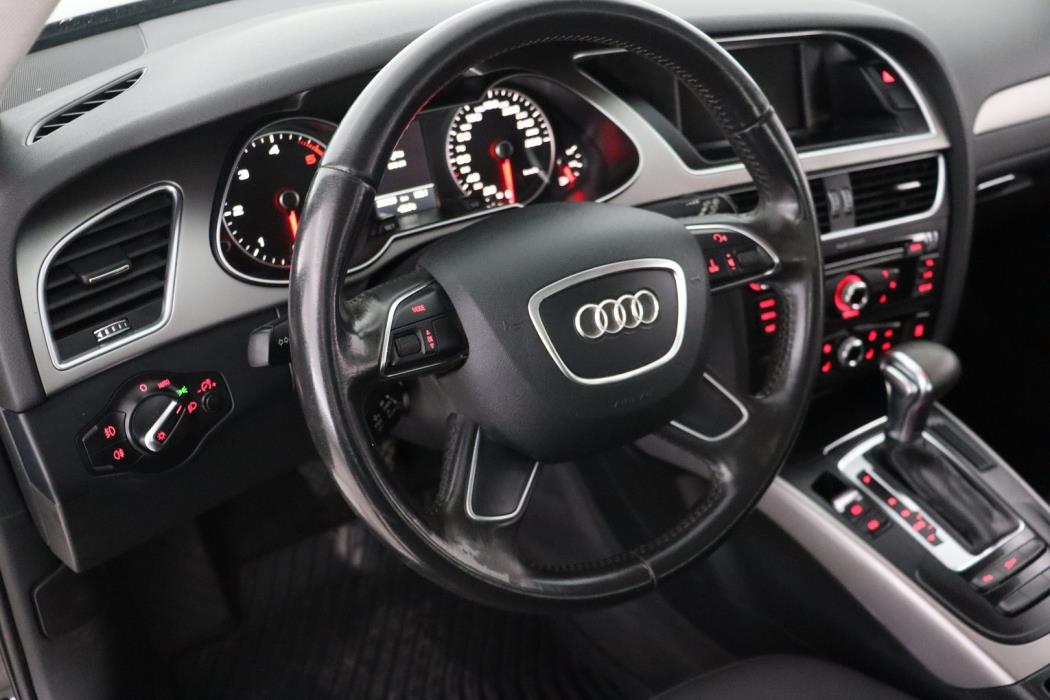 AUDI A4 2014