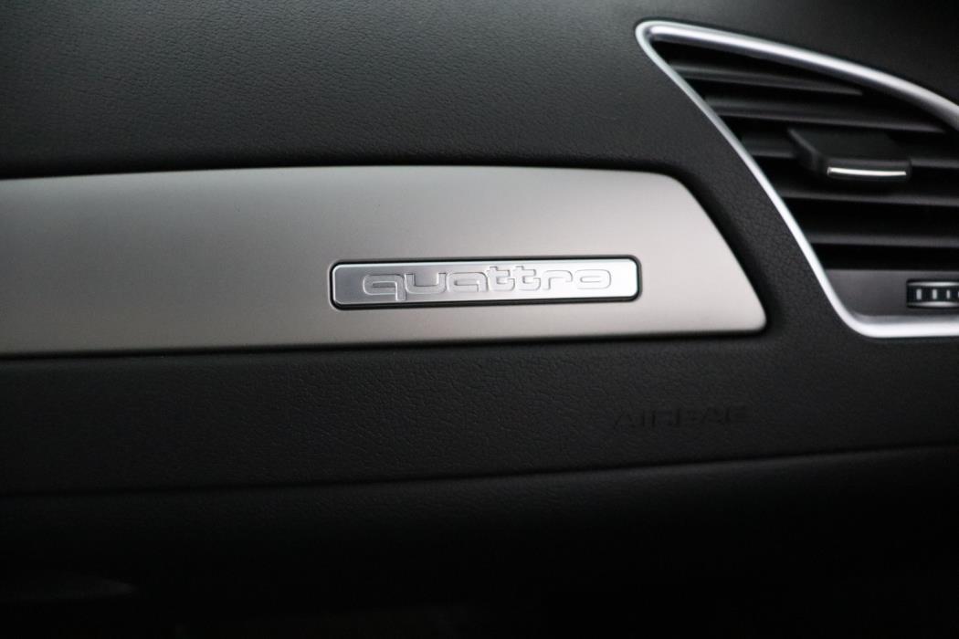 AUDI A4 2014