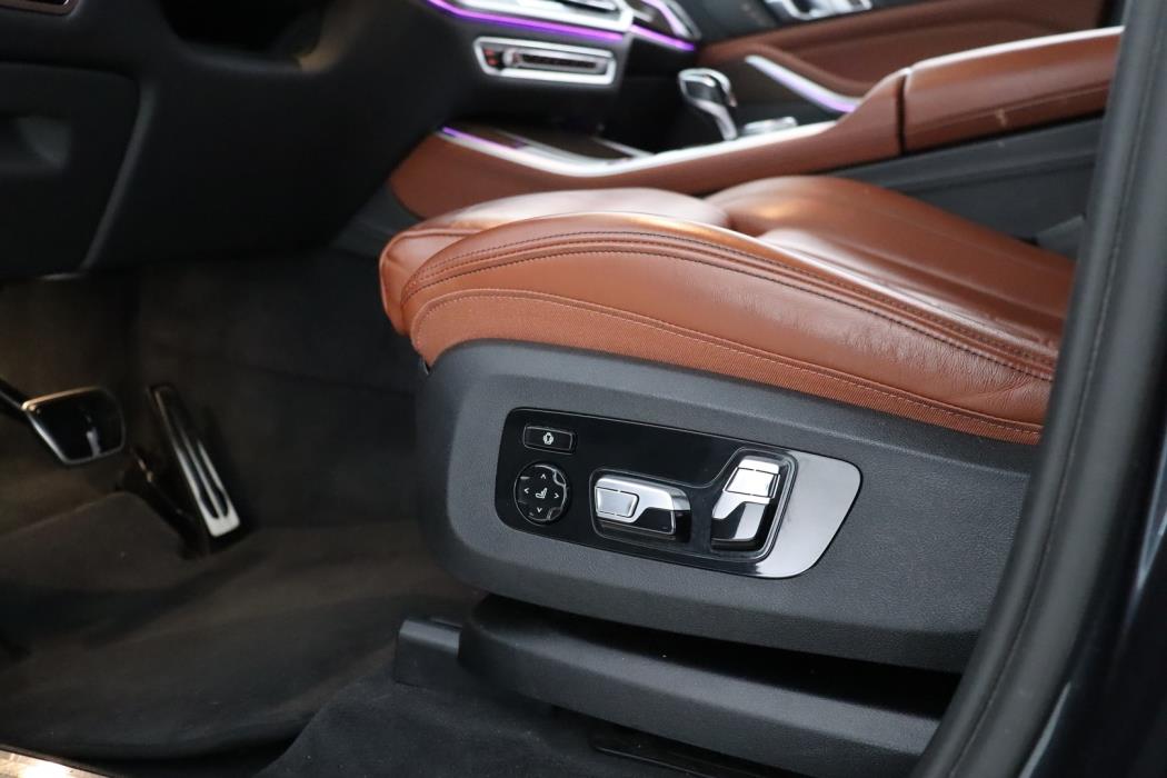 BMW X5 2021
