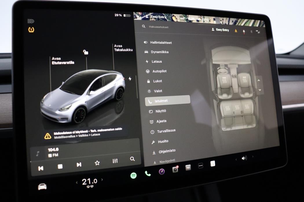 TESLA Model Y 2024