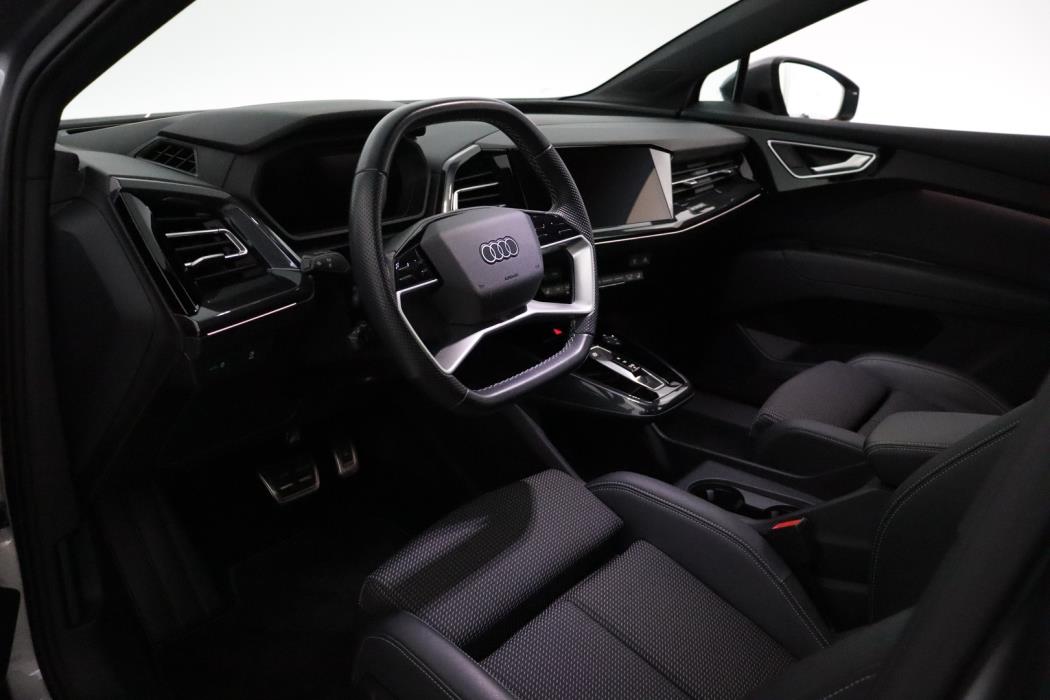 AUDI Q4 e-tron 2023