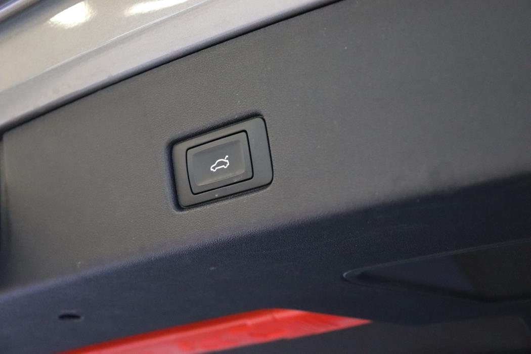 AUDI Q4 e-tron 2023