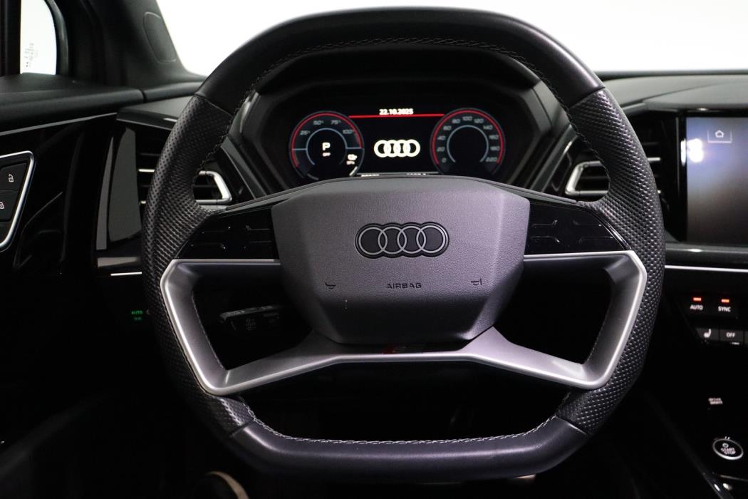 AUDI Q4 e-tron 2023