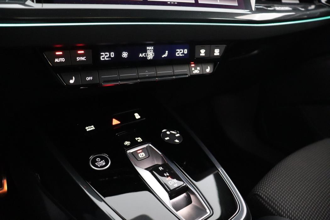 AUDI Q4 e-tron 2023