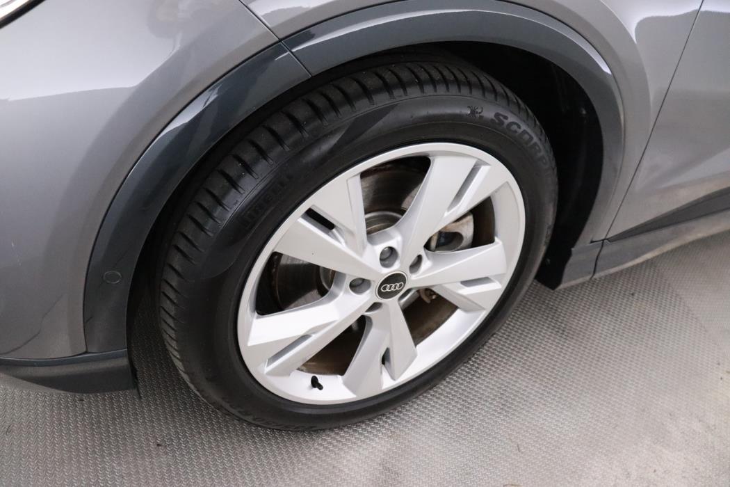 AUDI Q4 e-tron 2023