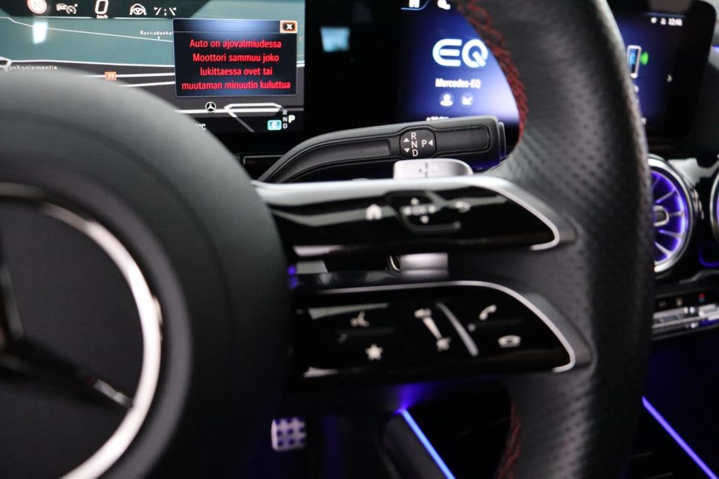 MERCEDES-BENZ EQA 2024