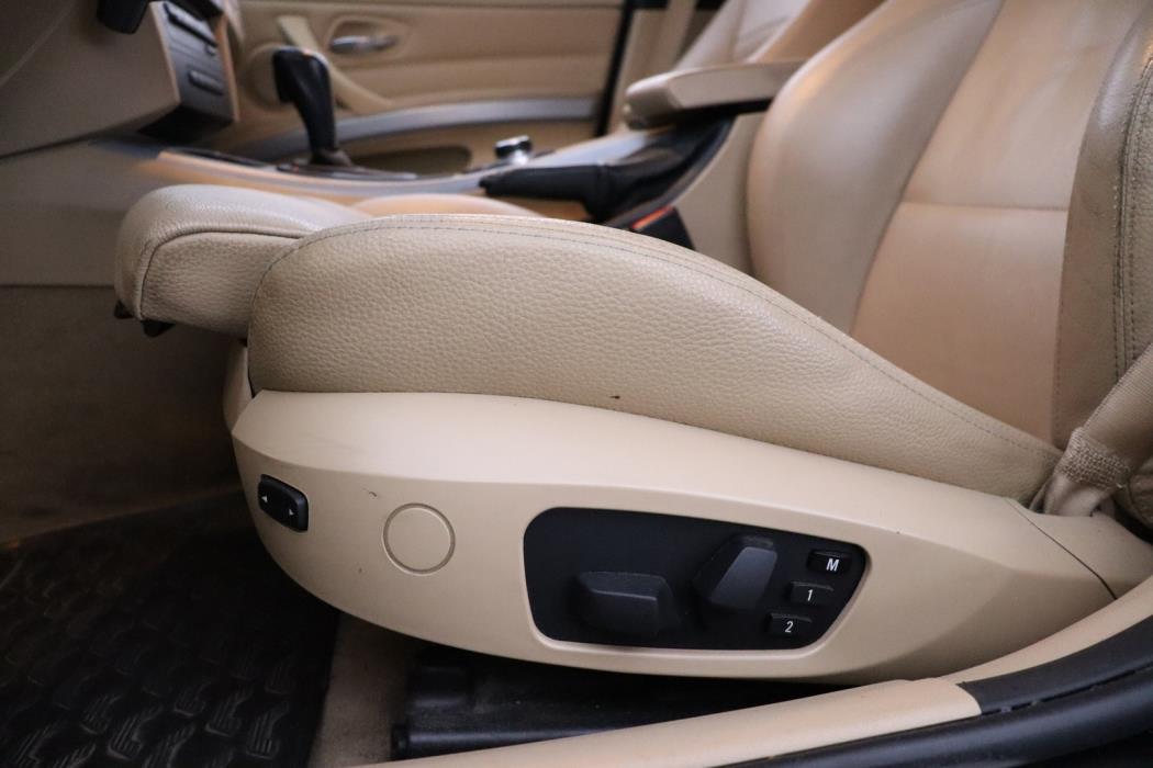 BMW 325 2010