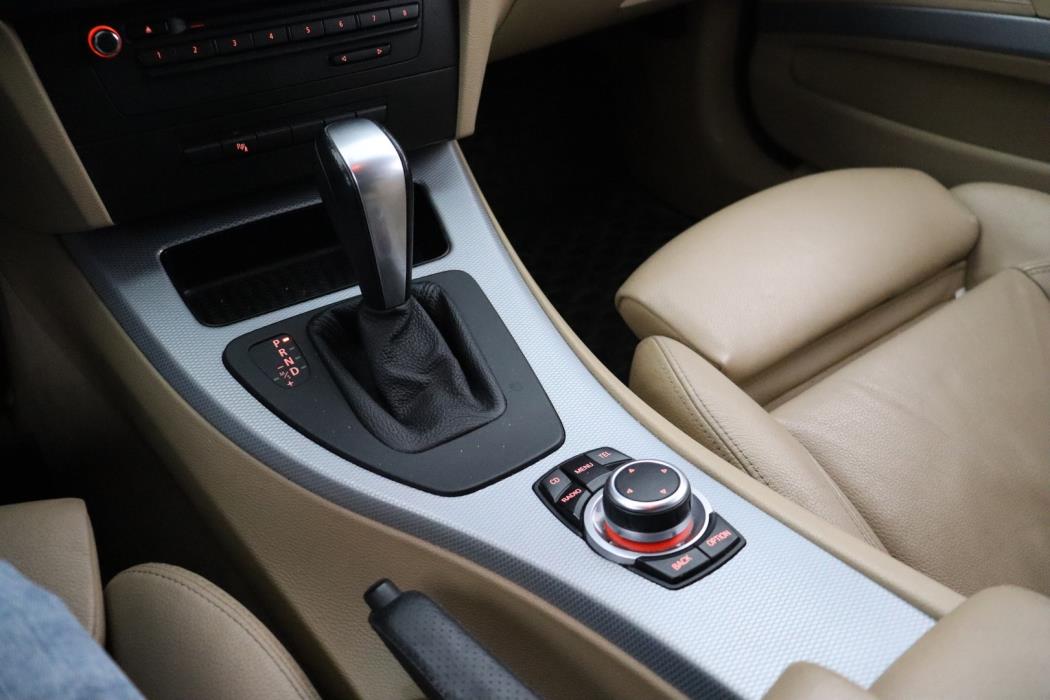 BMW 325 2010