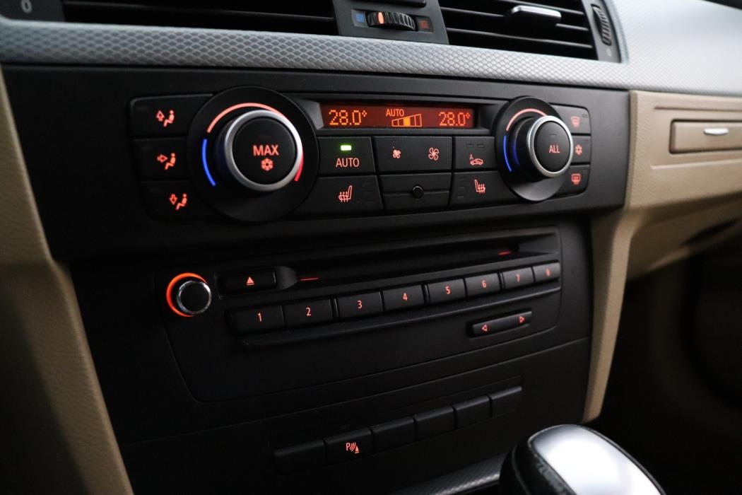 BMW 325 2010