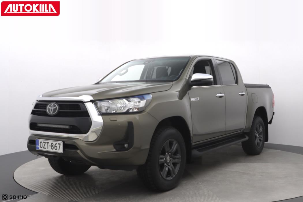 TOYOTA HILUX 2023