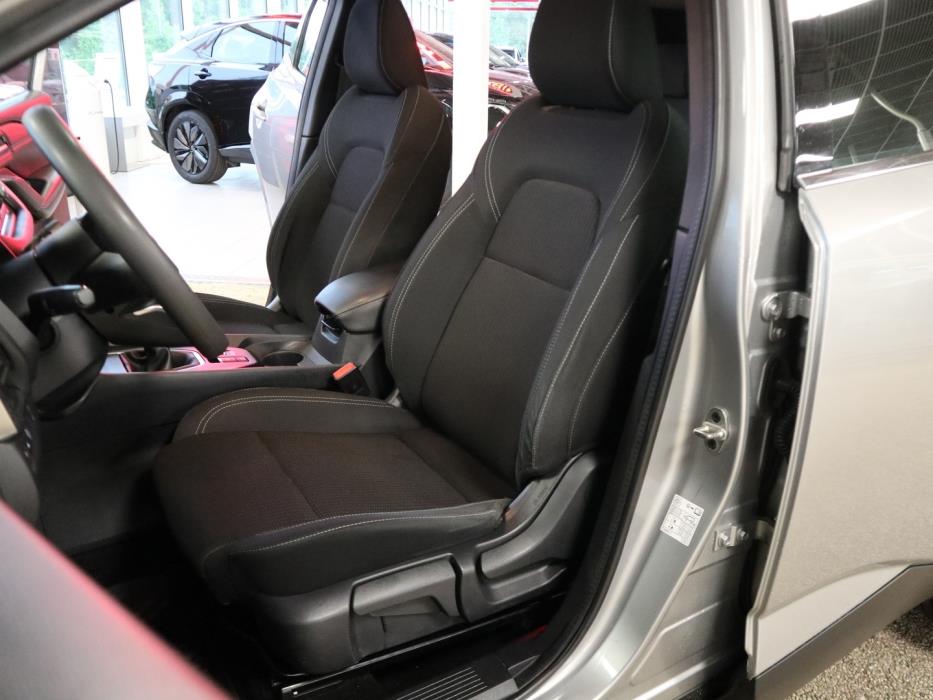 NISSAN Qashqai 2021