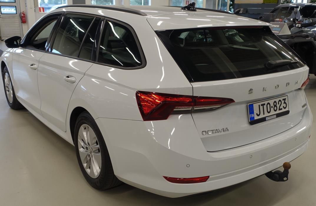 SKODA Octavia 2022
