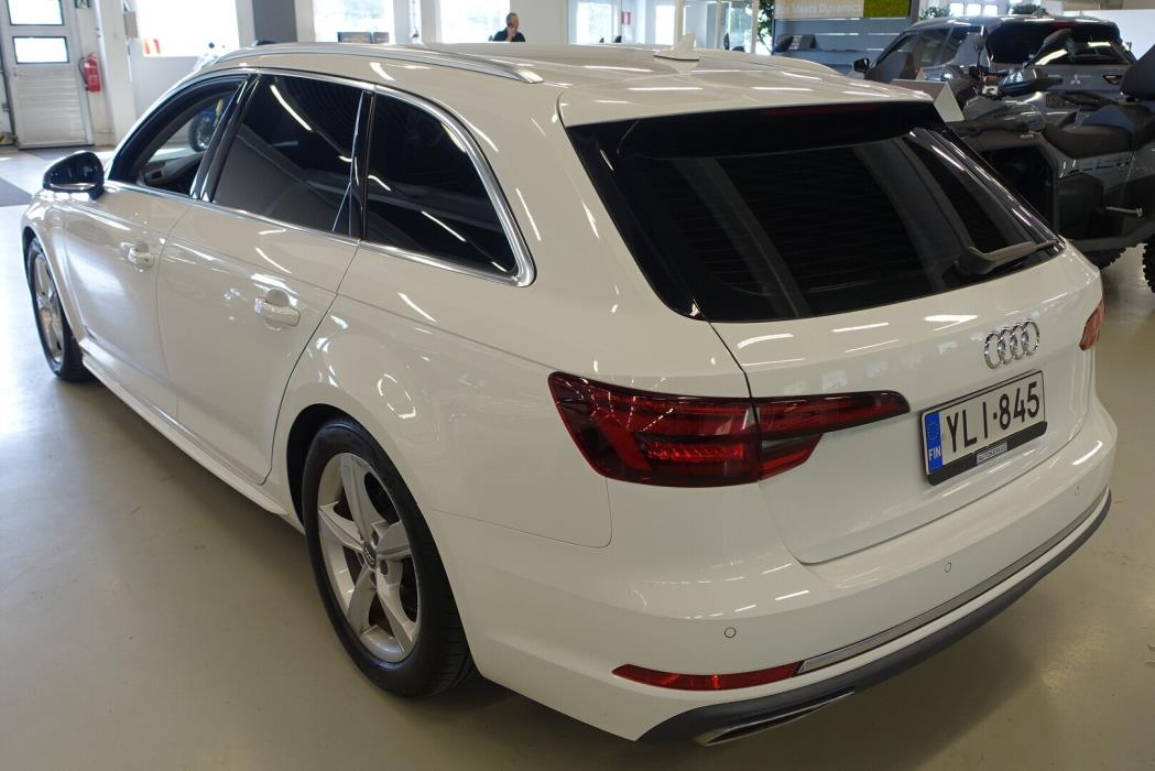 AUDI A4 2019