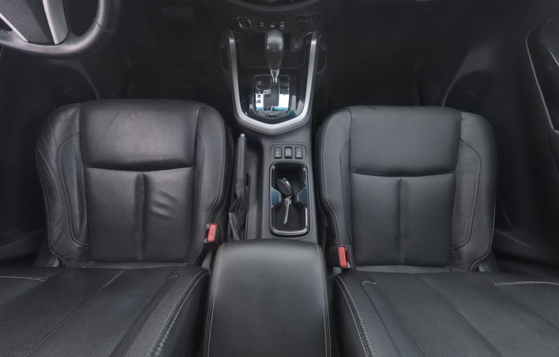 NISSAN Navara 2018