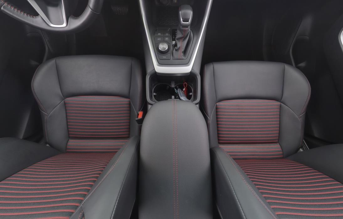 TOYOTA RAV4 Plug-in 2023