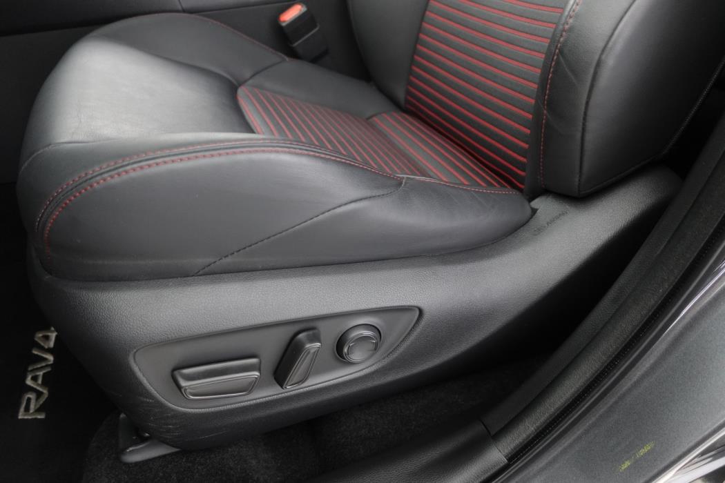 TOYOTA RAV4 Plug-in 2023