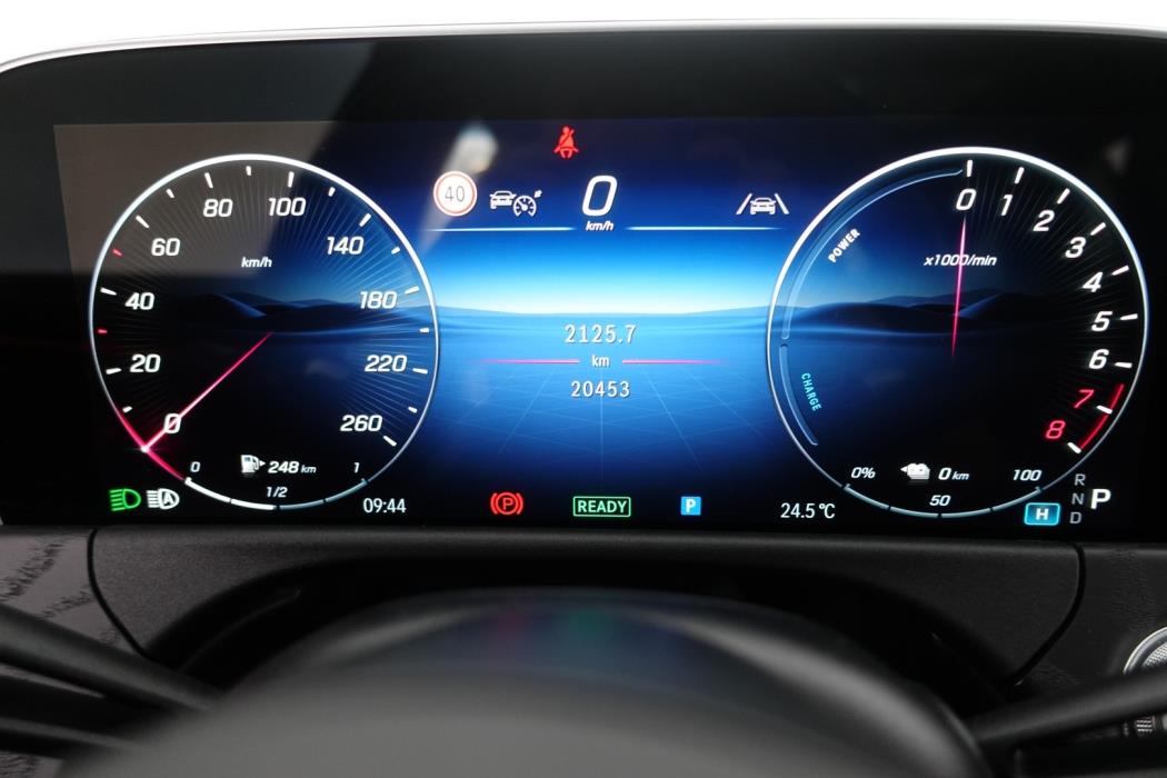 MERCEDES-BENZ E 2023